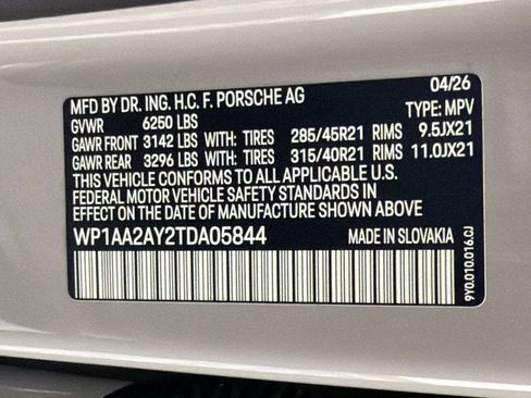 Used 2026 Porsche Cayenne AWD/4WD image 21