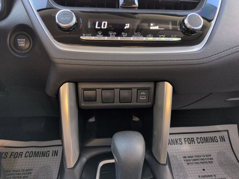 Certified 2024 Toyota Corolla Cross LE w/ Black Badges Package (TMS) FWD image 18