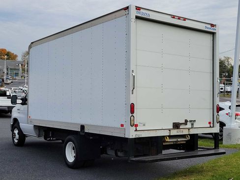 Used 2017 Ford E-350 and Econoline 350 Super Duty w/ Power Windows & Locks Group image 3