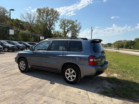 Used 2004 Toyota Highlander 2WD V6 w/ Appearance Pkg image 13