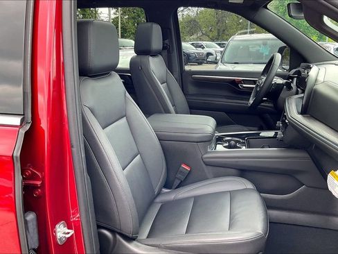 Used 2025 Chevrolet Tahoe LT w/ Comfort Package image 10