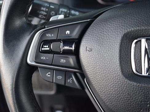 Used 2019 Honda Accord Sport image 10