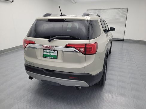 Used 2017 GMC Acadia SLT FWD image 7