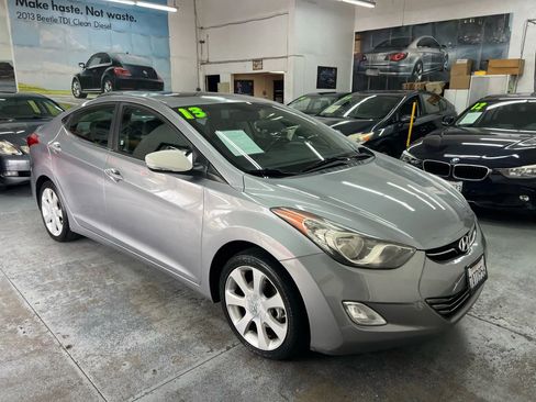 Used 2013 Hyundai Elantra Limited w/ Technology Pkg image 1