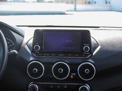 Used 2023 Nissan Sentra S image 13