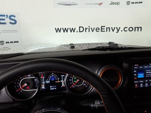 Used 2021 Jeep Gladiator Mojave w/ LED Lighting Group image 26