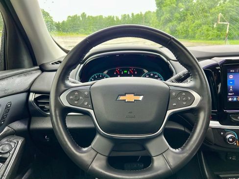 Used 2021 Chevrolet Traverse Premier w/ Redline Edition AWD/4WD image 10