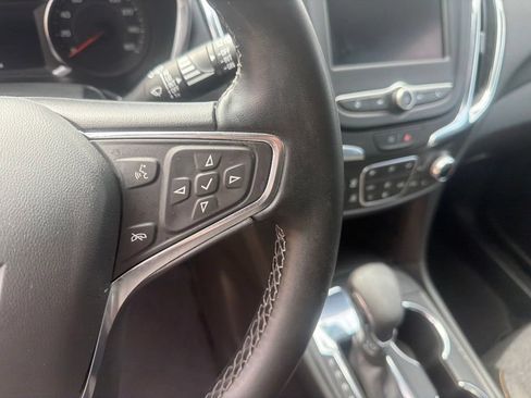 Used 2023 Chevrolet Equinox LT FWD image 20