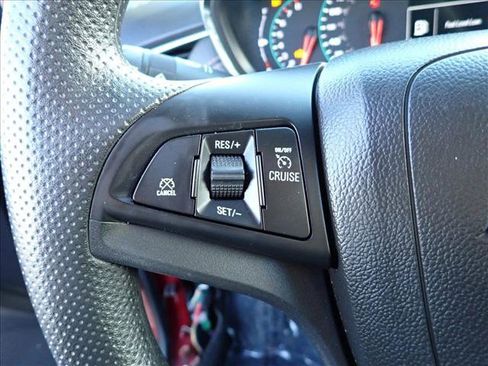 Used 2021 Chevrolet Trax LS w/ Tint and Cruise Package image 13