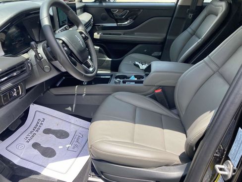 New 2025 Lincoln Corsair FWD w/ Equipment Group 101A image 20