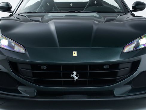 Certified 2023 Ferrari Portofino M image 40