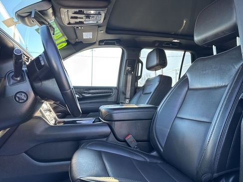 Used 2023 GMC Yukon Denali image 18
