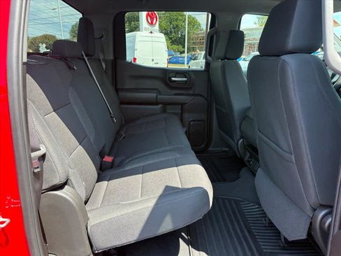 Used 2025 Chevrolet Silverado 1500 Custom w/ Turbomax Blackout Package AWD/4WD image 7