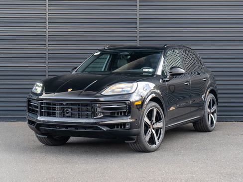 New 2026 Porsche Cayenne image 1