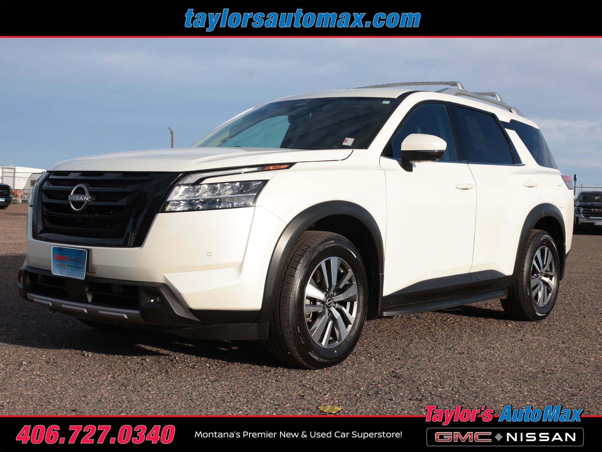 Used 2023 Nissan Pathfinder SL w/ Black Appearance Package AWD/4WD image 49