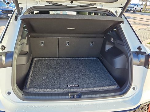 New 2026 Volkswagen Tiguan SEL R-Line image 7