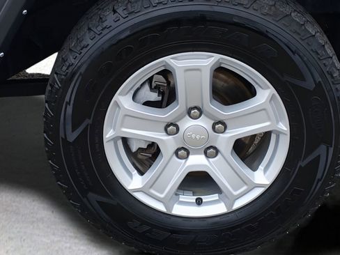 Used 2021 Jeep Wrangler Unlimited Sport AWD/4WD image 22