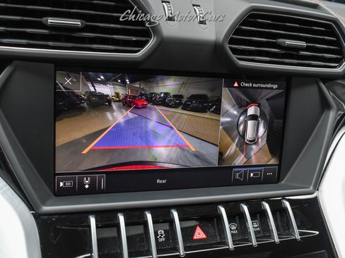 Used 2019 Lamborghini Urus image 15