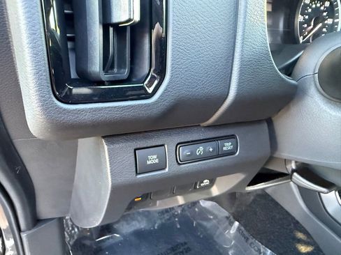 New 2026 Nissan Frontier SV image 6