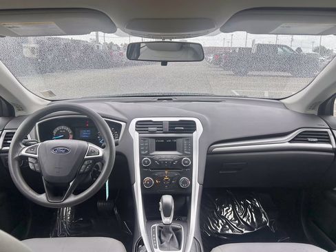 Used 2014 Ford Fusion S FWD image 28