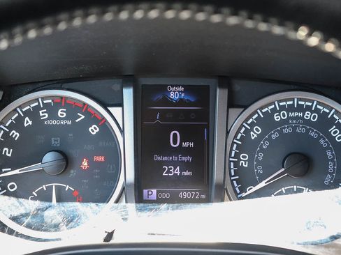 Used 2021 Toyota Tacoma SR5 RWD image 20