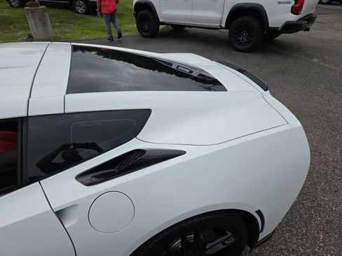Used 2018 Chevrolet Corvette Stingray Coupe w/ 1LT RWD image 35