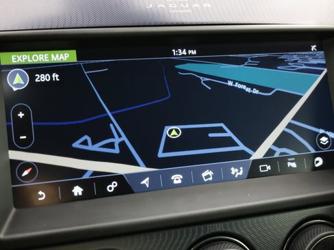 Used 2022 Jaguar F-TYPE R-Dynamic image 8