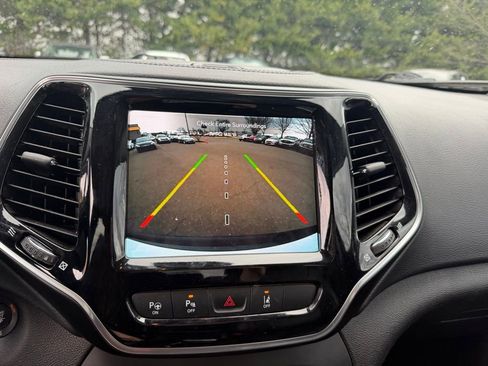 Used 2021 Jeep Cherokee Limited w/ Elite Package image 17