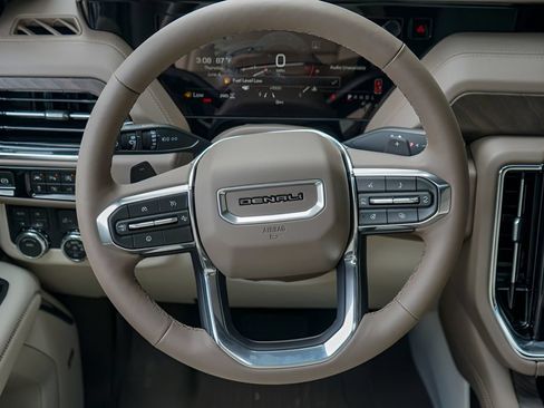New 2026 GMC Yukon Denali w/ Sun & Power Step Package AWD/4WD image 23