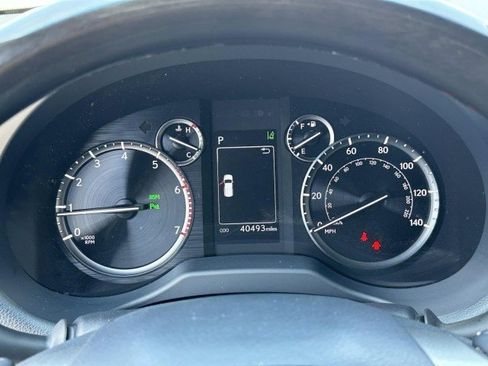 Used 2023 Lexus GX 460 Premium image 29