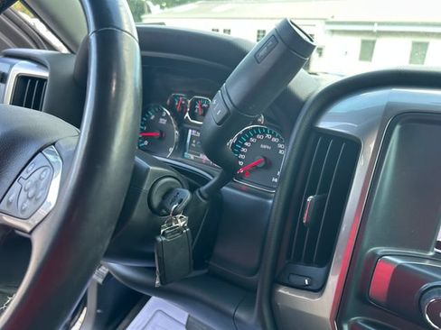 Used 2018 Chevrolet Silverado 1500 LT w/ All Star Edition AWD/4WD image 23