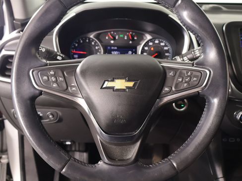 Used 2021 Chevrolet Equinox LT FWD image 3