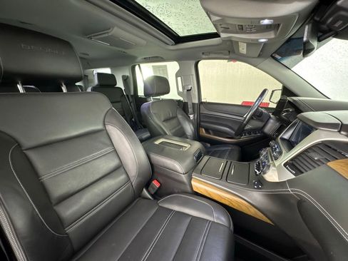 Used 2019 GMC Yukon Denali w/ Denali Ultimate Package image 40