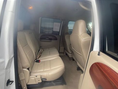 Used 2006 Ford F250 Lariat AWD/4WD image 42