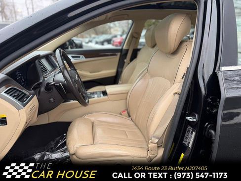 Used 2015 Hyundai Genesis 3.8 w/ Option Group 03 image 14