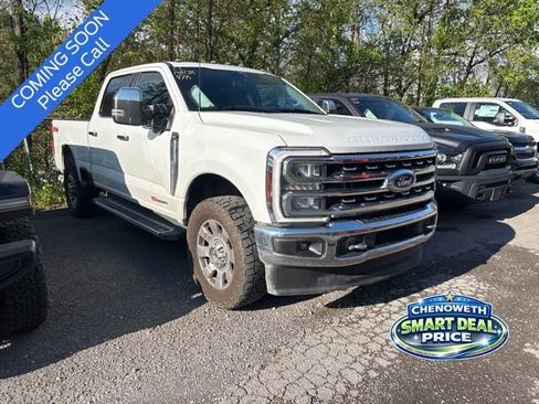 Used 2024 Ford F250 Lariat w/ Chrome Package AWD/4WD image 3
