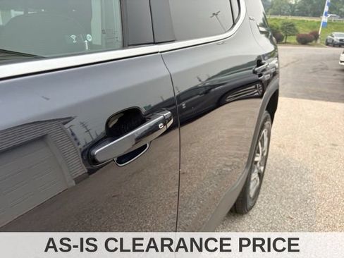 Used 2022 GMC Acadia SLE w/ Driver Convenience Package FWD image 21