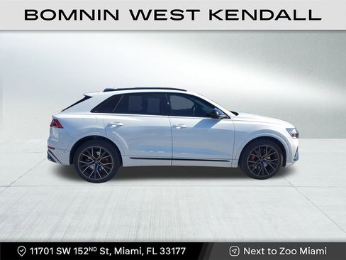 Used 2023 Audi SQ8 Prestige w/ Prestige Package image 8