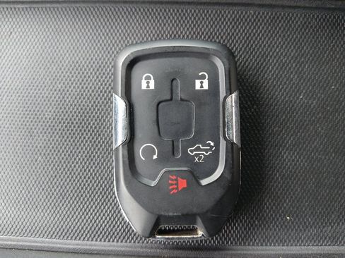 Used 2019 Chevrolet Silverado 1500 LT w/ Texas Edition RWD image 32