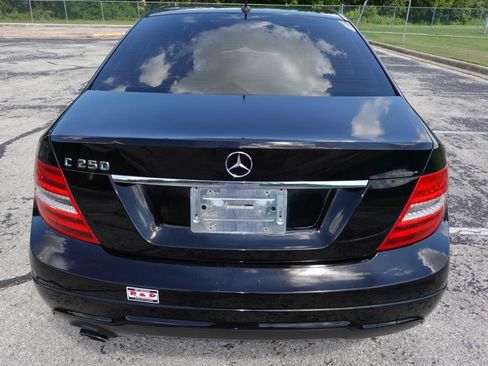 Used 2014 Mercedes-Benz C 250 Sedan image 6