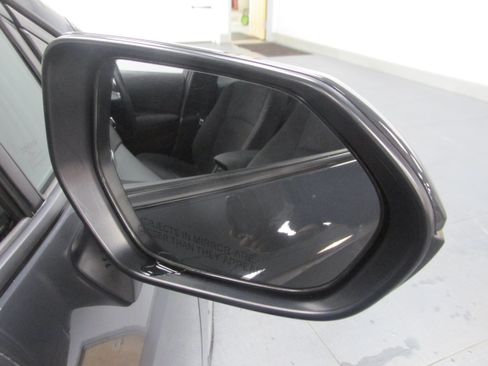 Used 2023 Toyota Corolla LE FWD image 17