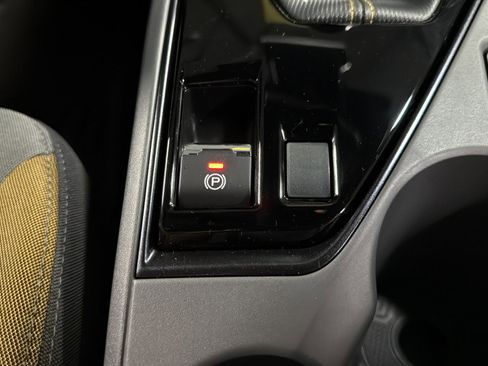 New 2026 Subaru Crosstrek 2.5i Sport AWD/4WD image 39