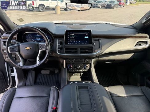 Used 2023 Chevrolet Tahoe Premier AWD/4WD image 26