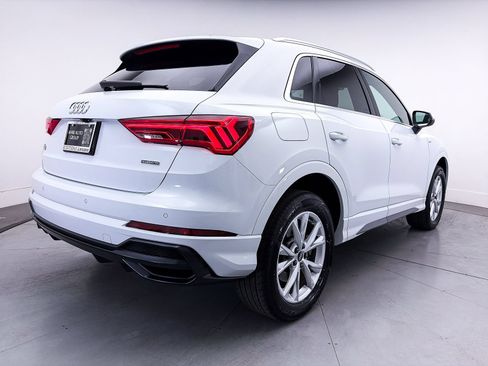 Used 2022 Audi Q3 2.0T Premium Plus AWD/4WD image 15