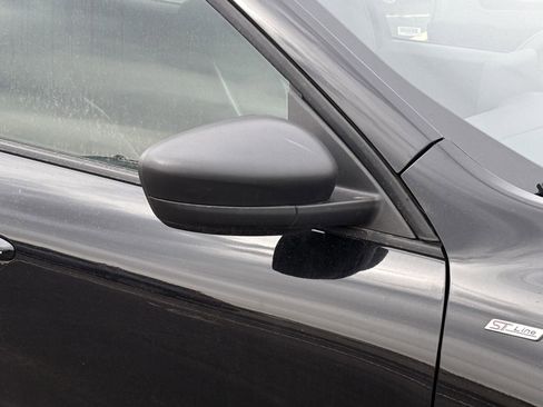 Used 2025 Ford Escape ST-Line image 9