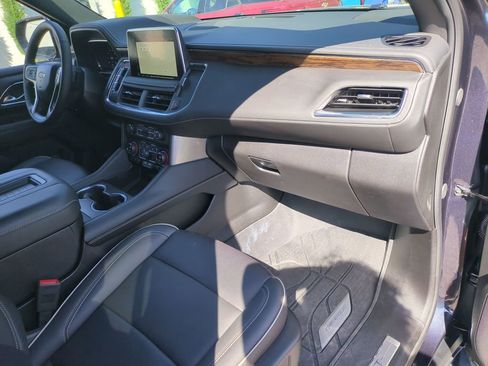 Used 2024 Chevrolet Tahoe Premier AWD/4WD image 37
