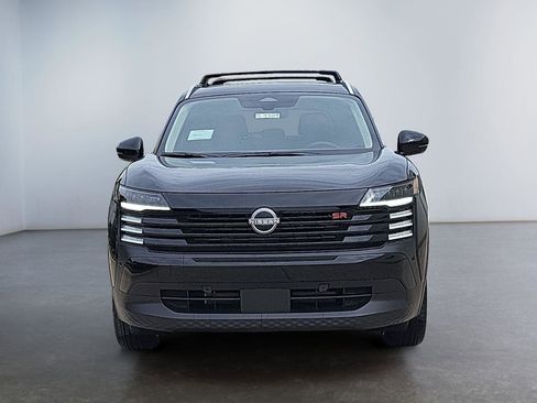 New 2025 Nissan Kicks SR image 8