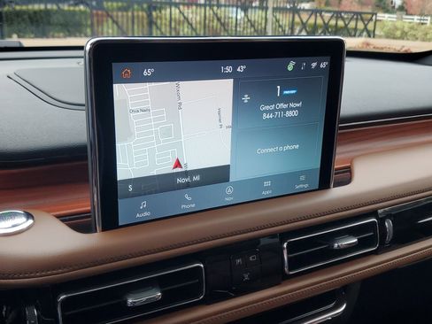 Certified 2024 Lincoln Aviator Reserve w/ Equipment Group 201A image 16