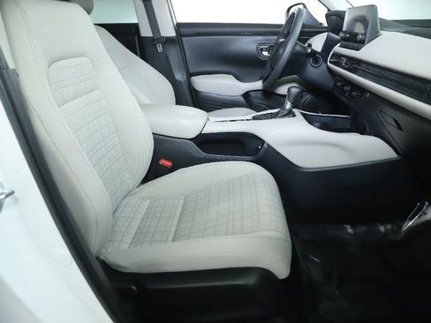 Used 2023 Honda HR-V LX image 33