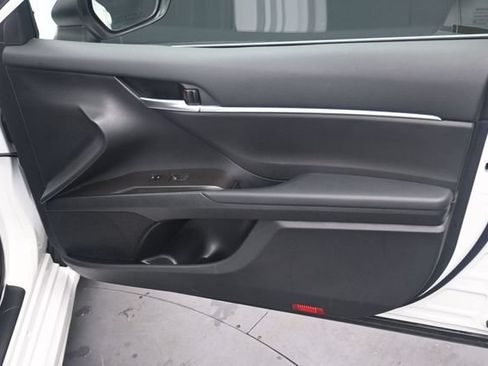 Used 2024 Toyota Camry SE FWD image 21